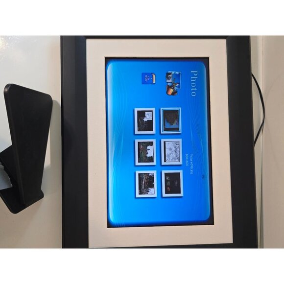 Westinghouse DPF-1411 Digital photo frame 14" LCD screen & 128MB built-in Memory - Picture 4 of 9